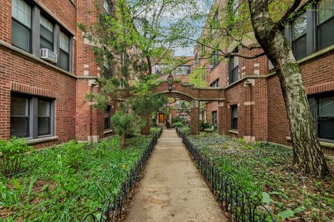 Tiny photo for 5471 S Ingleside Avenue #1E, Chicago, IL 60615 (MLS # 12616232)