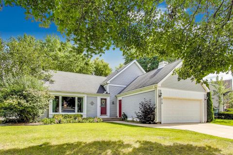 Photo of 219 Abilene Lane, Vernon Hills, IL 60061 (MLS # 12443047)