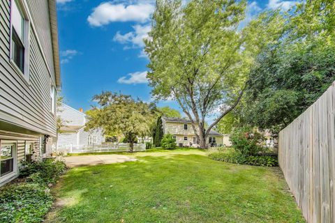 Tiny photo for 219 Abilene Lane, Vernon Hills, IL 60061 (MLS # 12443047)