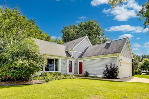 Tiny photo for 219 Abilene Lane, Vernon Hills, IL 60061 (MLS # 12443047)