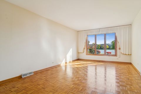 Tiny photo for 1057 W Peregrine Drive, Palatine, IL 60067 (MLS # 12520710)