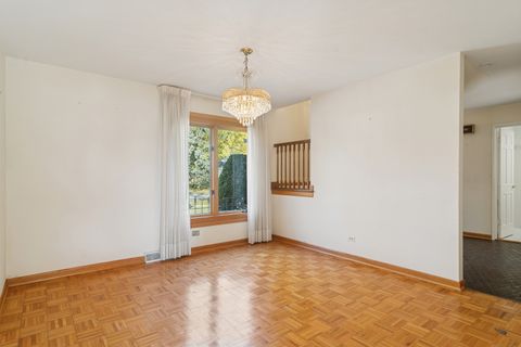 Tiny photo for 1057 W Peregrine Drive, Palatine, IL 60067 (MLS # 12520710)