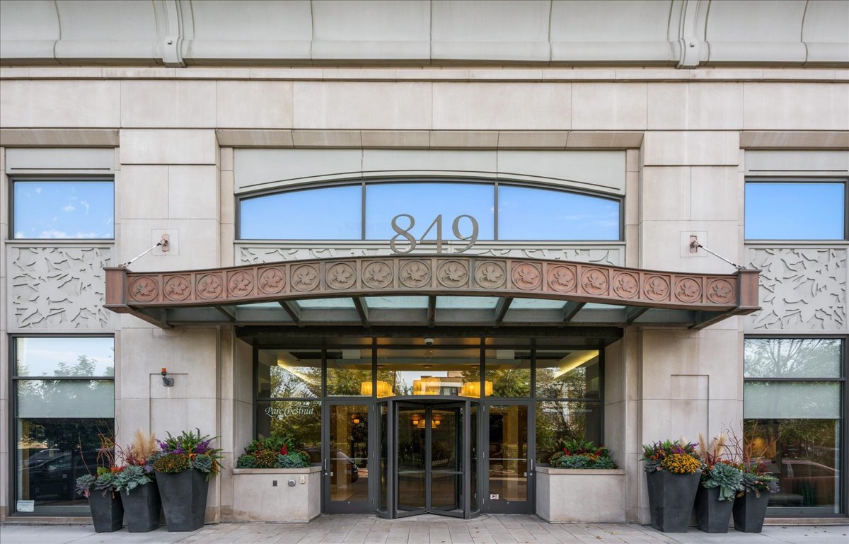 849 N Franklin Street 509