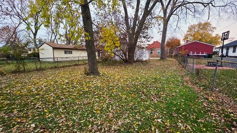 Tiny photo for 51 50th Avenue, Bellwood, IL 60104 (MLS # 12506117)