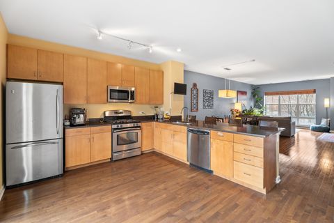 Tiny photo for 1212 W Grenshaw Street, Chicago, IL 60607 (MLS # 12578946)