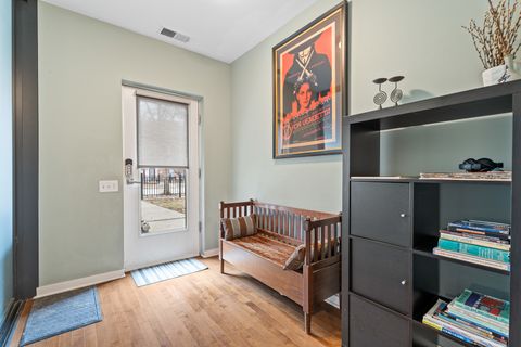Tiny photo for 1212 W Grenshaw Street, Chicago, IL 60607 (MLS # 12578946)