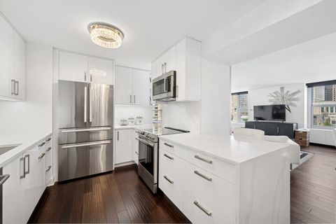 Tiny photo for 777 N Michigan Avenue #1001, Chicago, IL 60611 (MLS # 12493621)