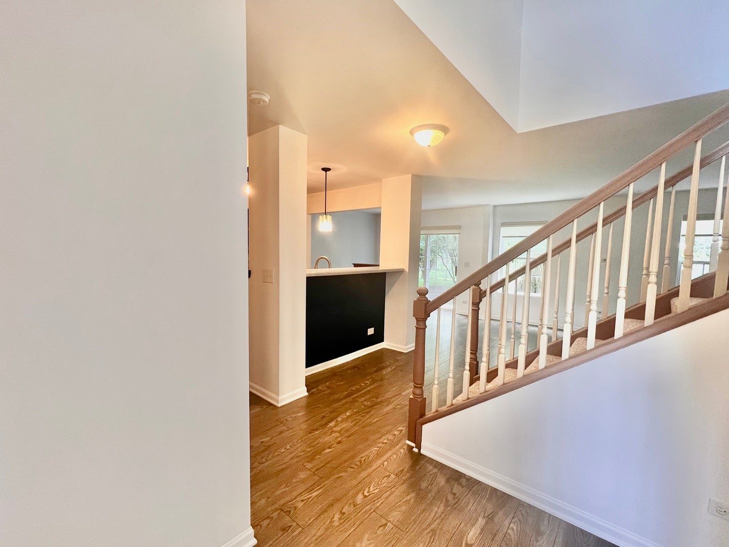2407 Stoughton Circle 2407