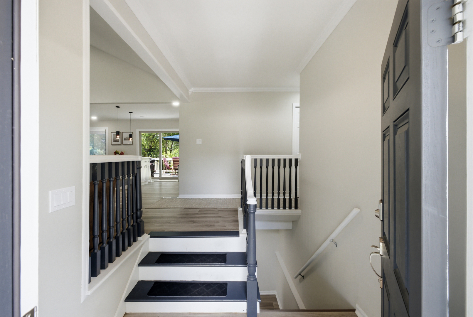 3N034 Ridgeview Street
