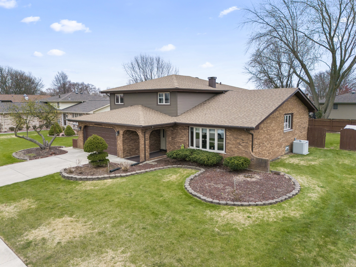 8123 Bob O Link Road