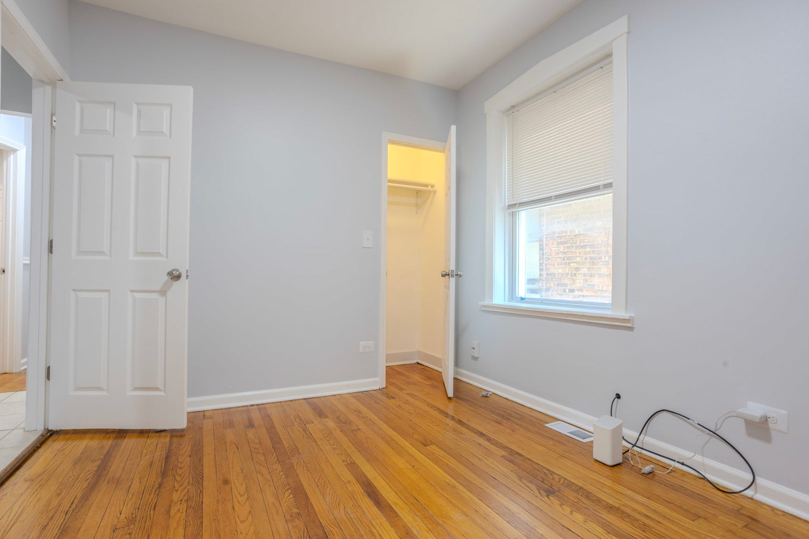 1523 E 74th Place 1