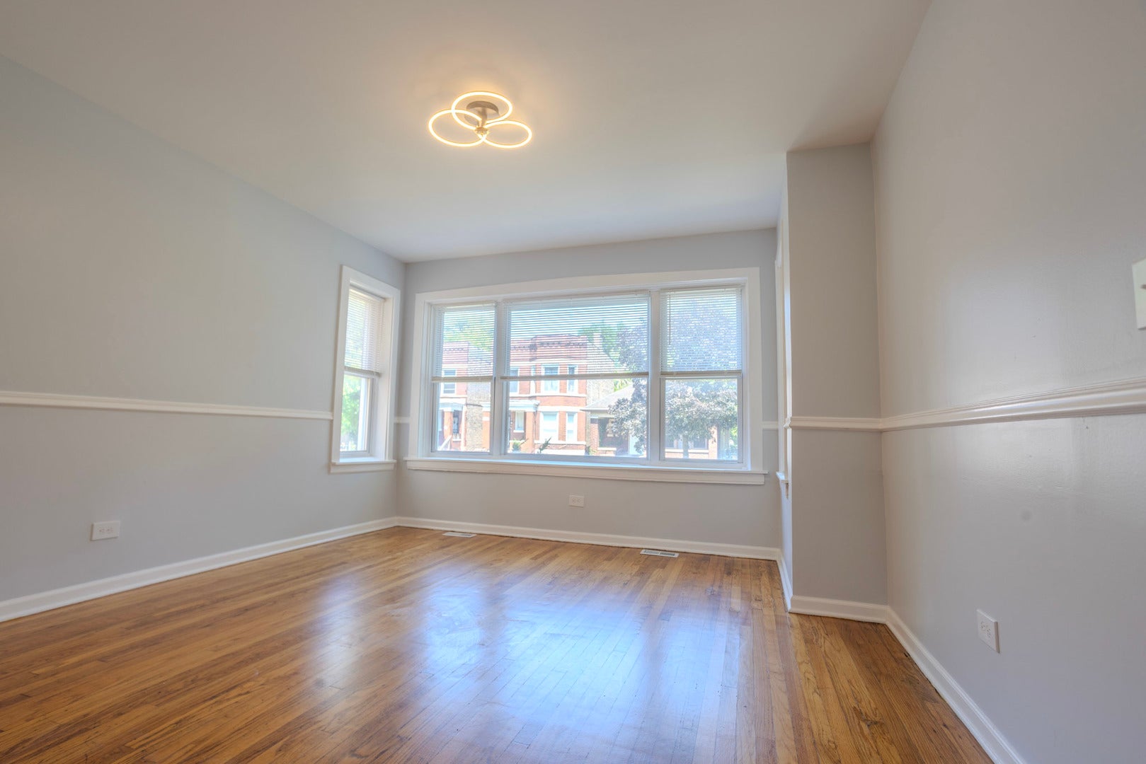 1523 E 74th Place 1