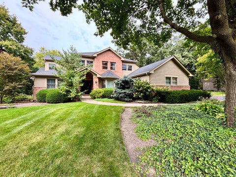 Photo of 7417 Inverway Drive, Lakewood, IL 60014 (MLS # 12745014)