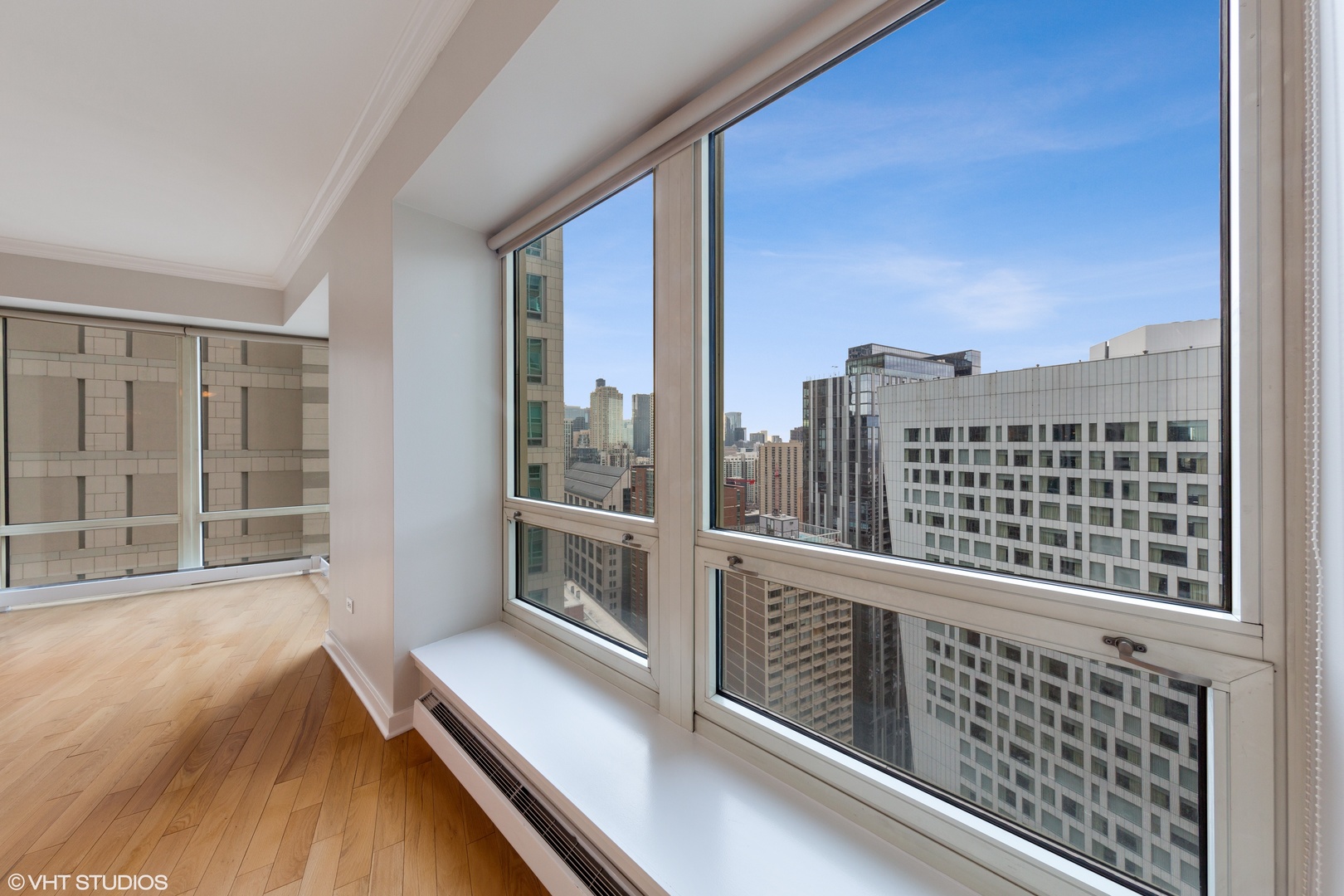57 E DELAWARE Place 2901