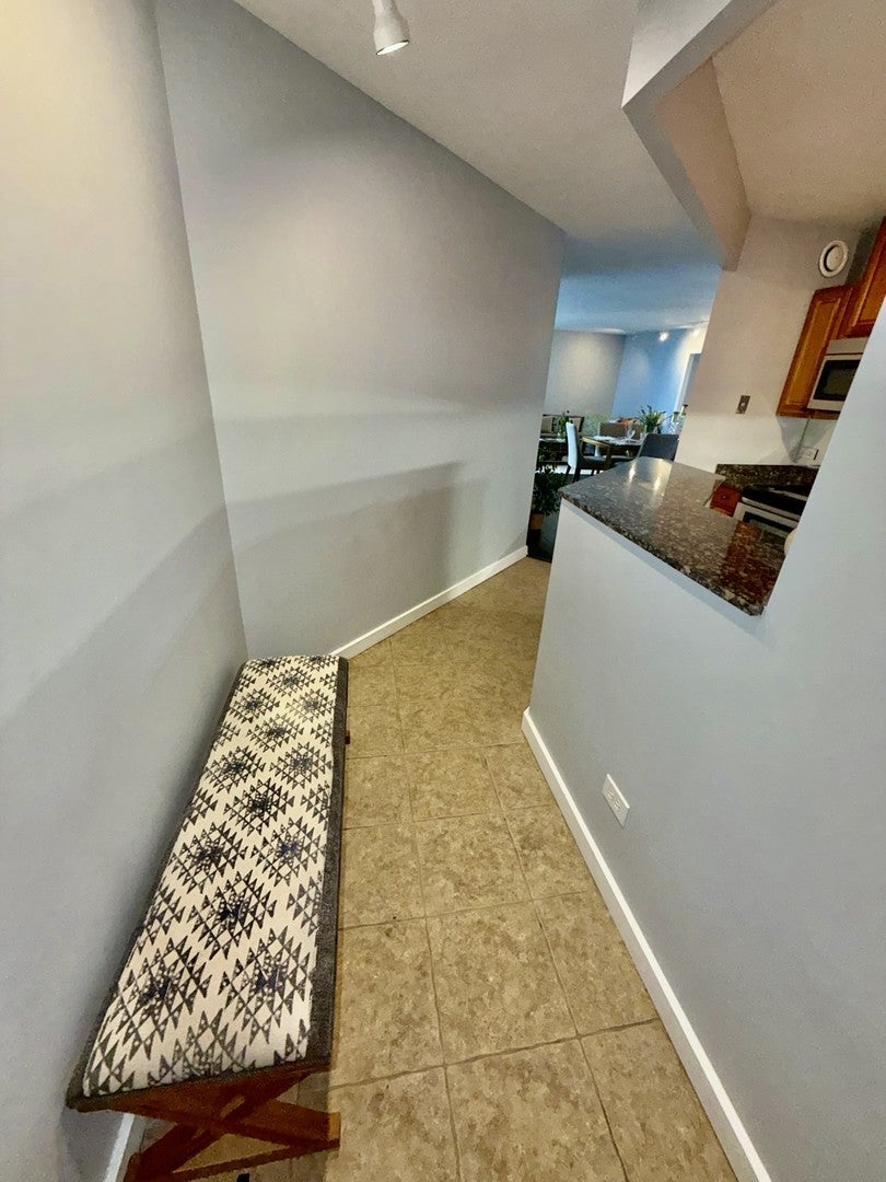 5320 N Sheridan Road 1502