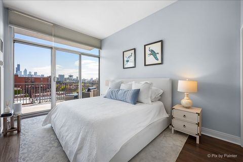 Tiny photo for 1546 N Orleans Street #1001, Chicago, IL 60610 (MLS # 12647362)