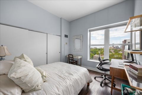 Tiny photo for 1546 N Orleans Street #1001, Chicago, IL 60610 (MLS # 12647362)