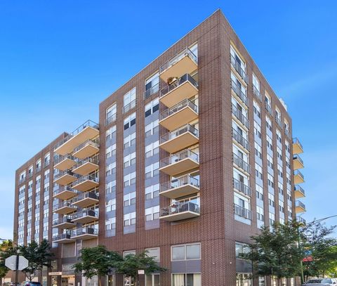 Photo of 1546 N Orleans Street #1001, Chicago, IL 60610 (MLS # 12647362)