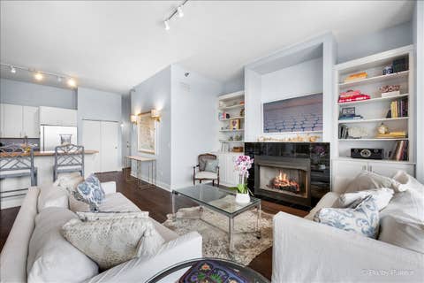 Tiny photo for 1546 N Orleans Street #1001, Chicago, IL 60610 (MLS # 12647362)