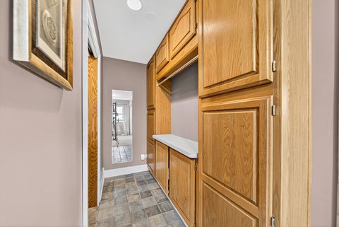 Tiny photo for 1404 Amy Lane, Libertyville, IL 60048 (MLS # 12552156)