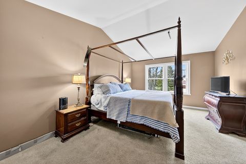 Tiny photo for 1404 Amy Lane, Libertyville, IL 60048 (MLS # 12552156)