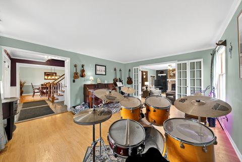 Tiny photo for 1404 Amy Lane, Libertyville, IL 60048 (MLS # 12552156)