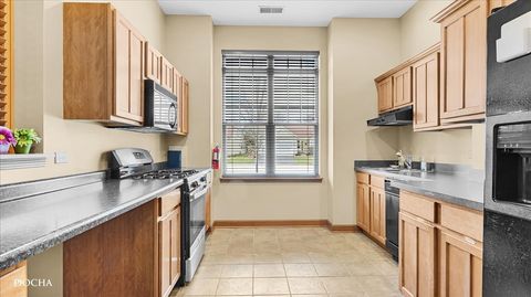 Tiny photo for 106 River Run Court, Oswego, IL 60543 (MLS # 12615418)