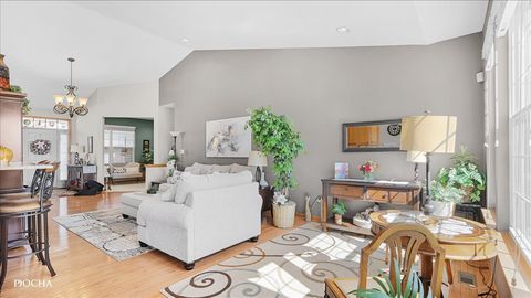 Tiny photo for 106 River Run Court, Oswego, IL 60543 (MLS # 12615418)