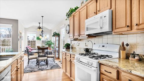 Tiny photo for 106 River Run Court, Oswego, IL 60543 (MLS # 12615418)