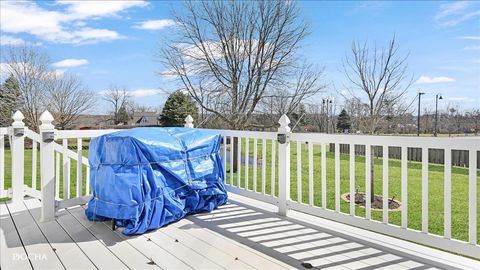 Tiny photo for 106 River Run Court, Oswego, IL 60543 (MLS # 12615418)