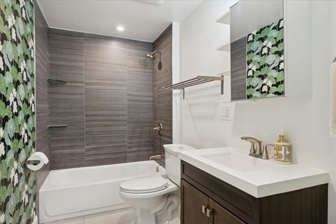 Tiny photo for 642 W 35th Street, Chicago, IL 60616 (MLS # 12550971)