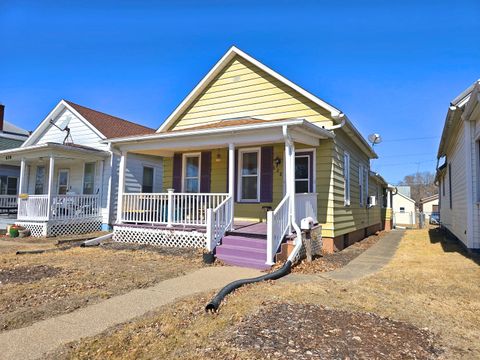 Tiny photo for 628 3rd Avenue S, Clinton, IA 52732 (MLS # 12576746)
