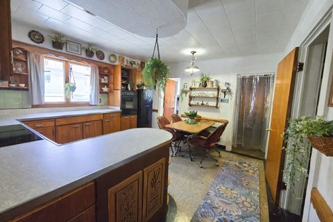 Tiny photo for 628 3rd Avenue S, Clinton, IA 52732 (MLS # 12576746)