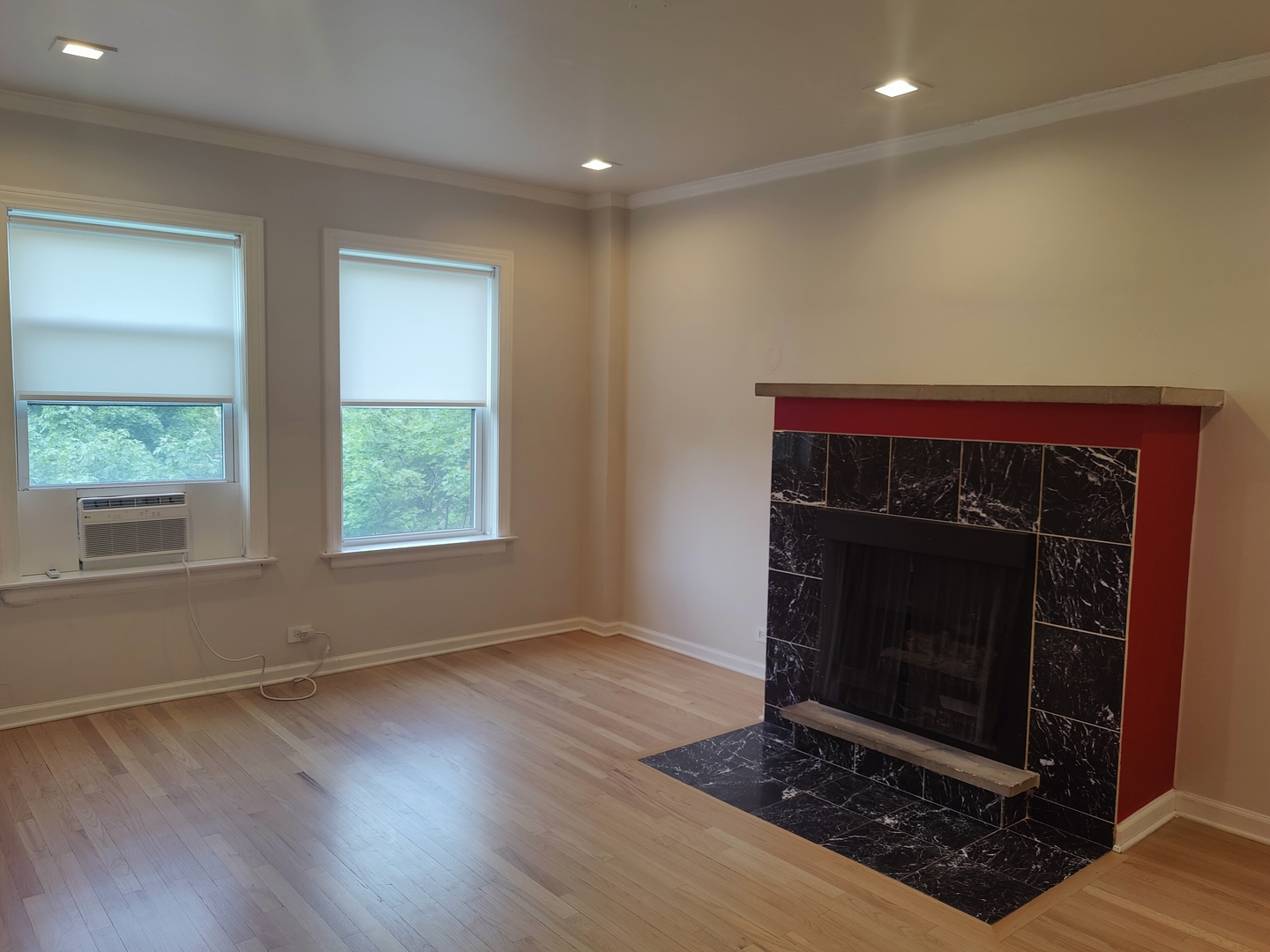 5135 S Kenwood Avenue 501