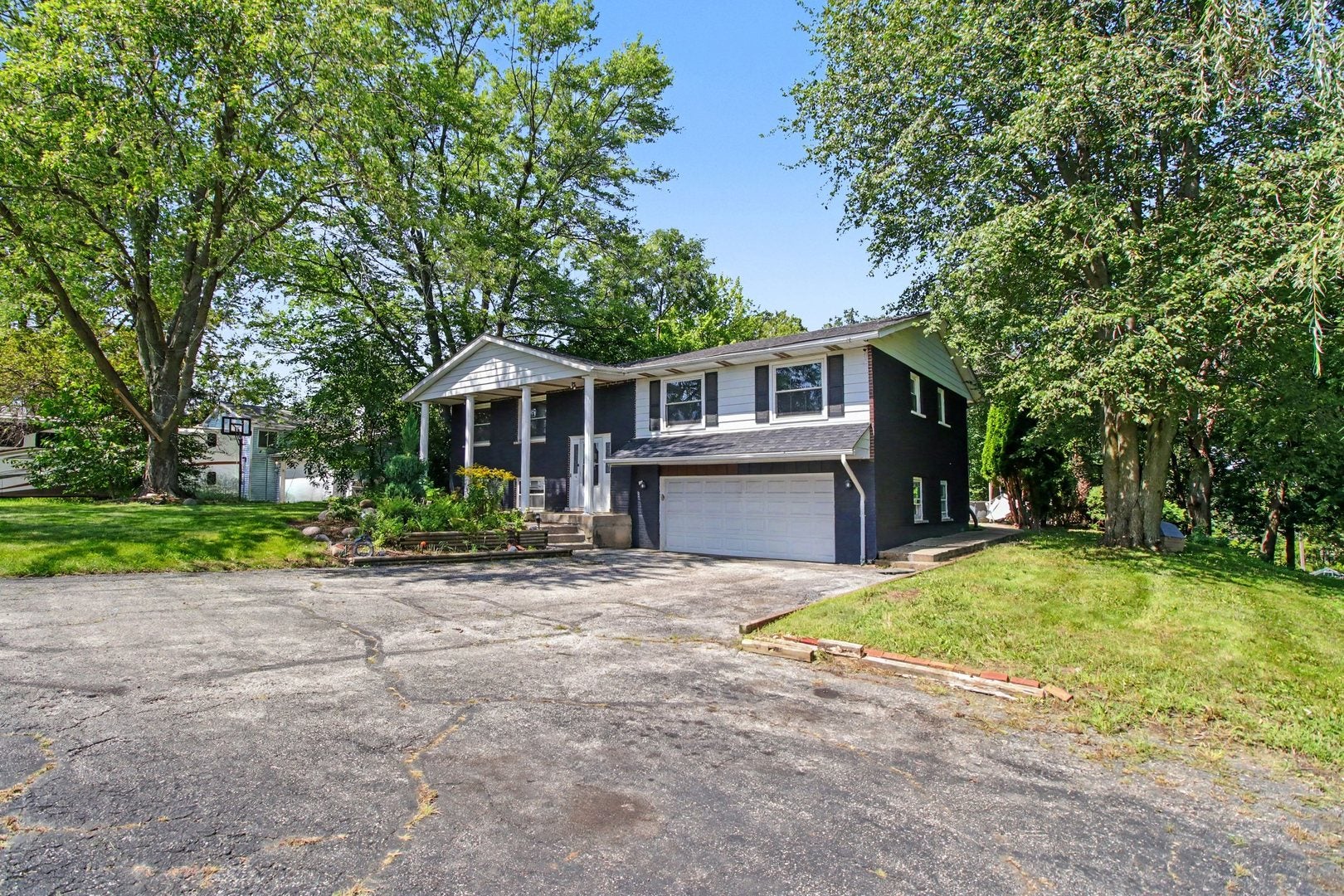 24388 W Tyler Avenue