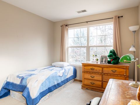 Tiny photo for 2333 Stoughton Circle, Aurora, IL 60502 (MLS # 12578914)