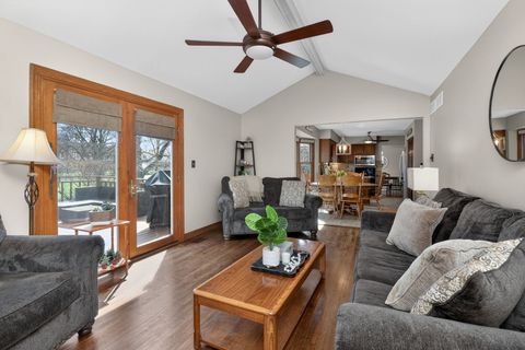 Tiny photo for 2123 Green Valley Road, Darien, IL 60561 (MLS # 12606002)