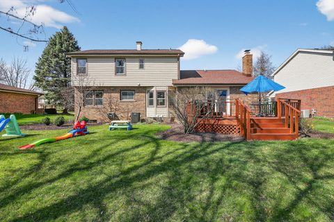 Tiny photo for 2123 Green Valley Road, Darien, IL 60561 (MLS # 12606002)