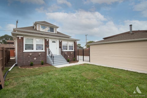 Tiny photo for 12049 S Justine Street, Chicago, IL 60643 (MLS # 12711783)