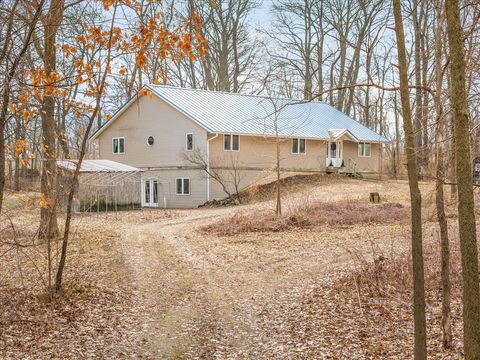 11660 Farm School Road Durand IL 61024