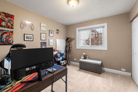 Tiny photo for 89 W SCHUBERT Avenue, Glendale Heights, IL 60139 (MLS # 12624736)