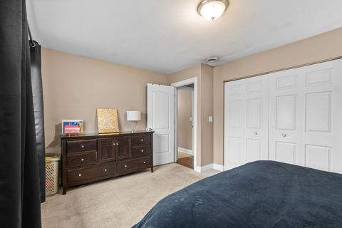 Tiny photo for 89 W SCHUBERT Avenue, Glendale Heights, IL 60139 (MLS # 12624736)