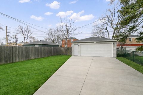 Tiny photo for 1020 Woodlawn Avenue, Waukegan, IL 60085 (MLS # 12564255)