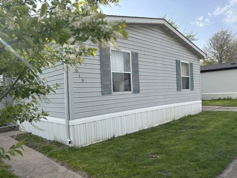 1015 Bel Air Lane DeKalb IL 60115
