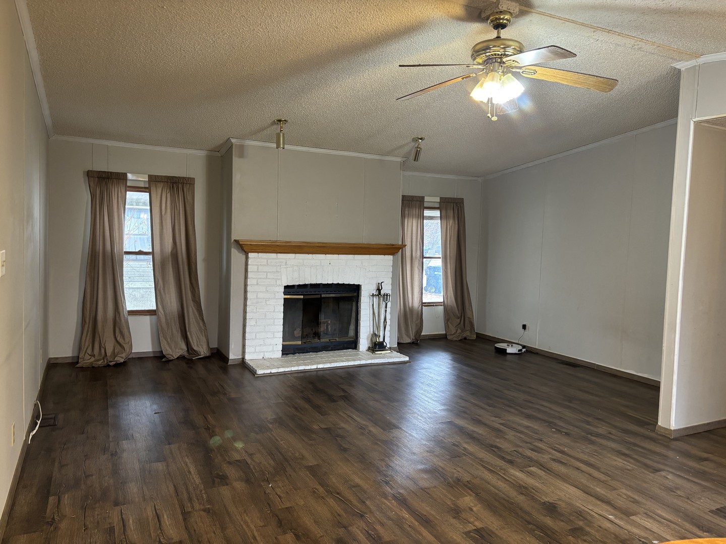 1015 Bel Air Lane