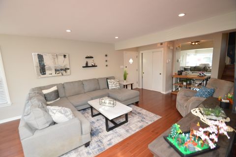 Tiny photo for 2610 Sunnyside Avenue, Westchester, IL 60154 (MLS # 12503419)