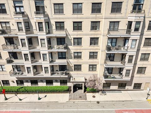 Tiny photo for 520 N Halsted Street #310, Chicago, IL 60642 (MLS # 12334040)
