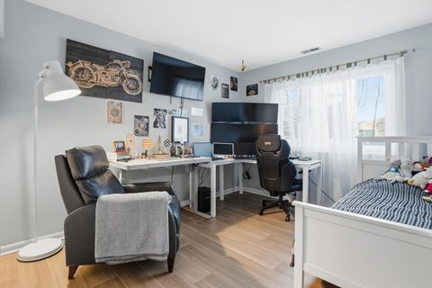 Tiny photo for 6856 Juneberry Court, Woodridge, IL 60517 (MLS # 12601985)