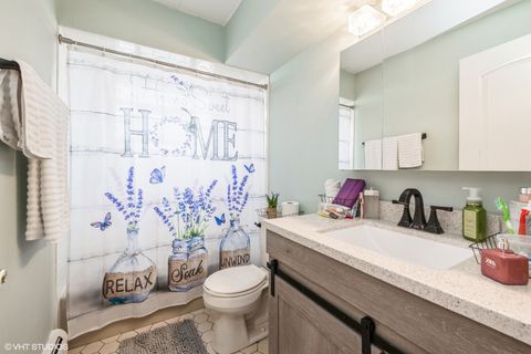 Tiny photo for 6148 S Kensington Avenue #1, Countryside, IL 60525 (MLS # 12492269)