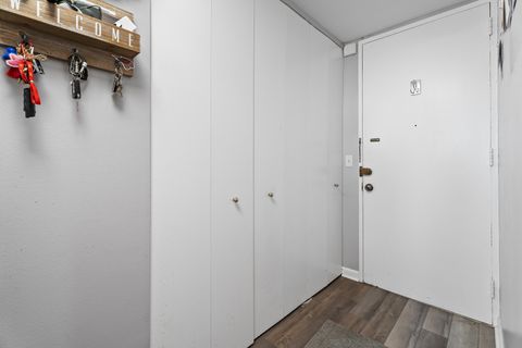 Tiny photo for 720 W Gordon Terrace #14G, Chicago, IL 60613 (MLS # 12506048)